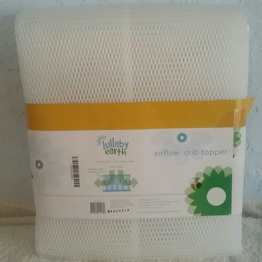 Lullaby earth air flow crib topper 28x 52